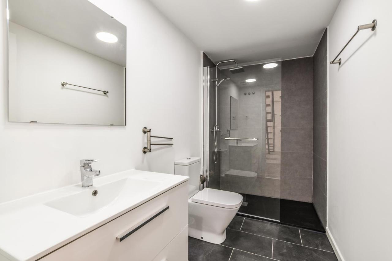 Apartamentos Reformados Bernabeu Madrid Bagian luar foto